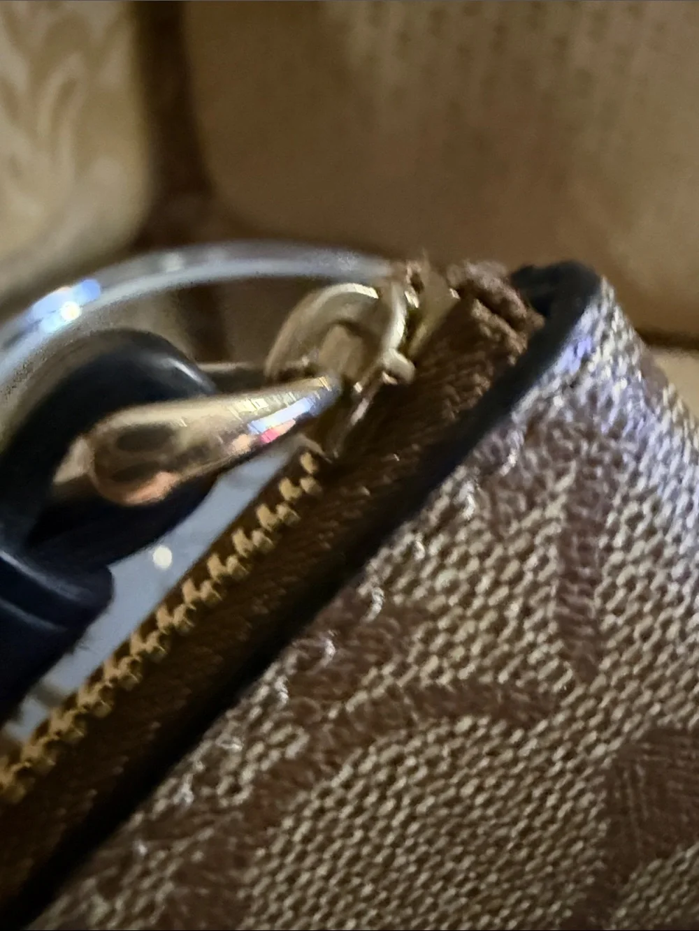 Coach Corner Zip Wristlet in Signature Canvas with Stripe preowned